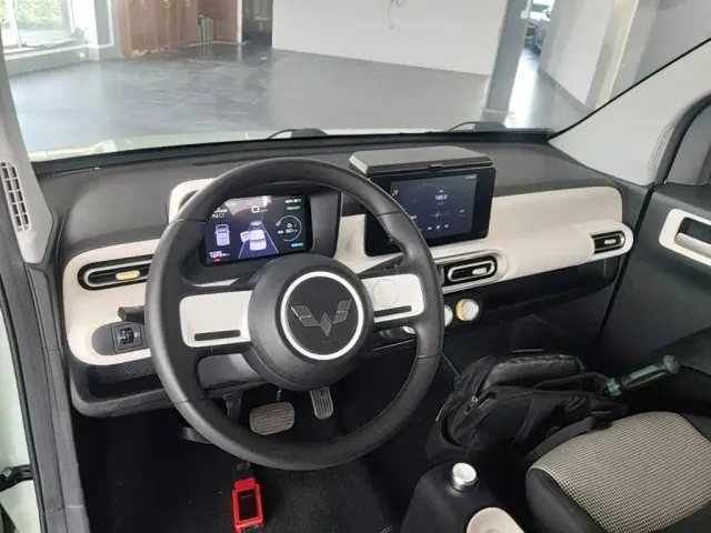 Wuling Hongguang Mini EV — Фото автомобиля 9