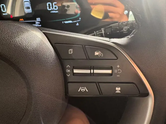 Hyundai Elantra — Фото автомобиля 17