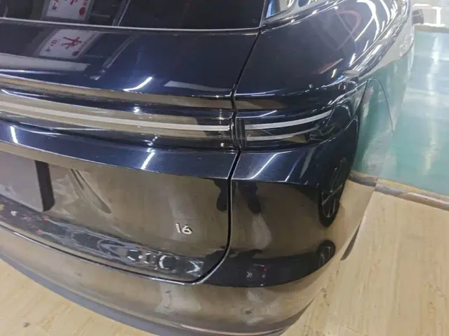 Li Auto i6 — Фото автомобиля 7