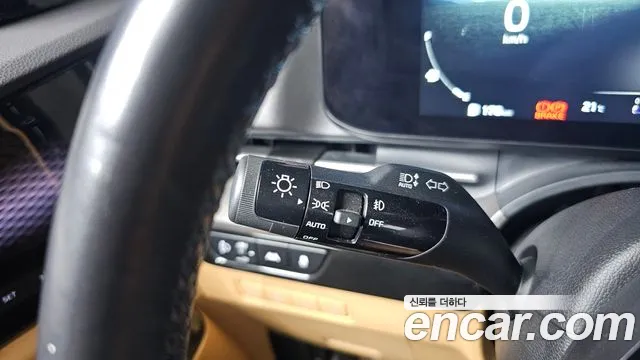 Kia Canival Carnival 4 поколение Дизель 9 мест Signature — Фото автомобиля 19
