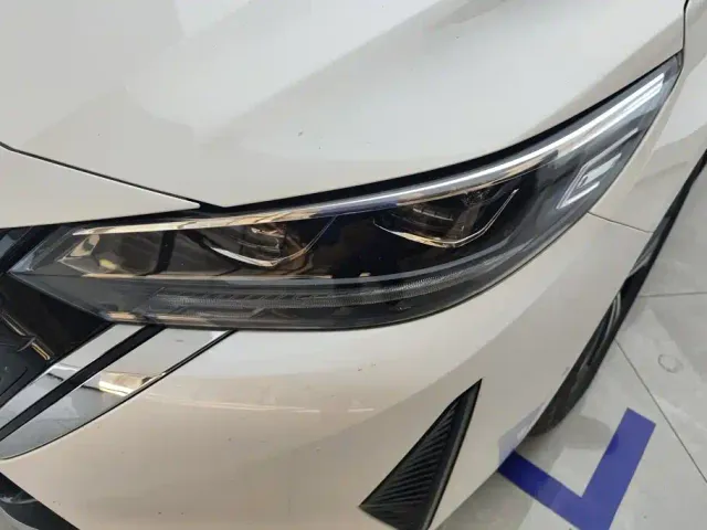 Nissan Sylphy — Фото автомобиля 5