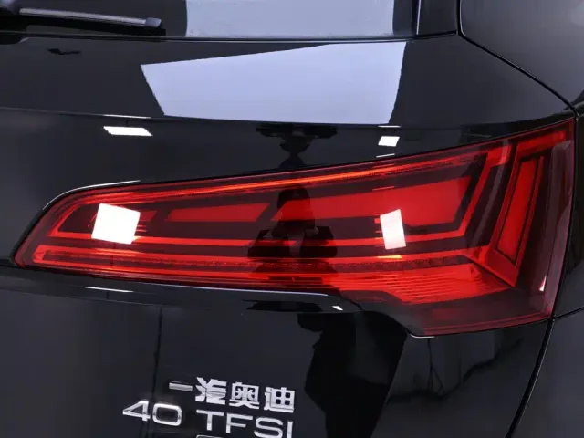 Audi Q5L — Фото автомобиля 9