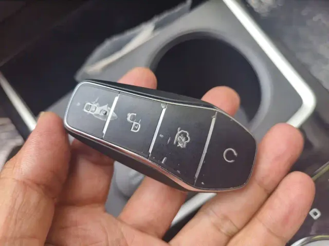 BYD Qin PLUS — Фото автомобиля 8