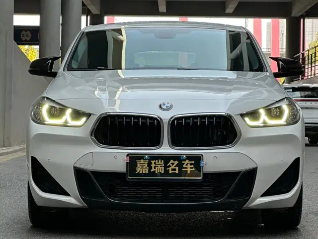 BMW X2 — Фото автомобиля 2