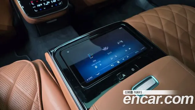 Mercedes-Benz S-Class — Фото автомобиля 29