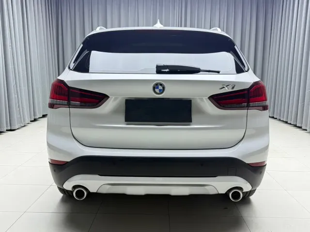 BMW X1 — Фото автомобиля 6