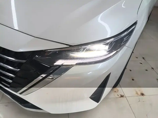 Nissan Sylphy — Фото автомобиля 23