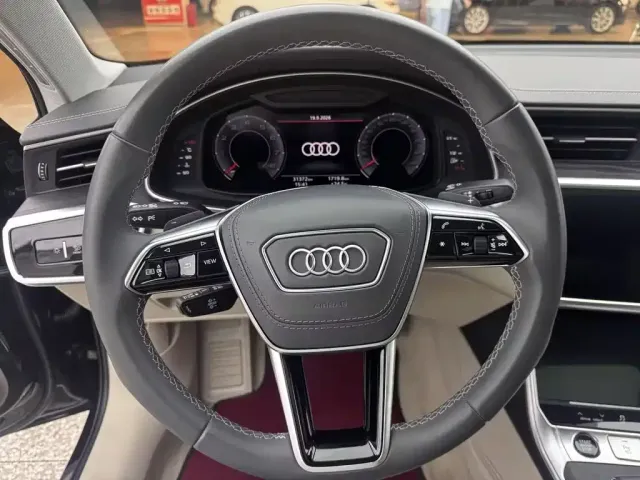 Audi A6L — Фото автомобиля 9