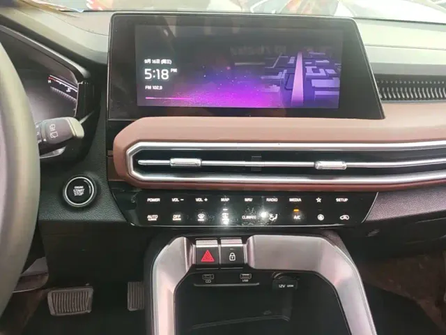 Kia Sportage — Фото автомобиля 8