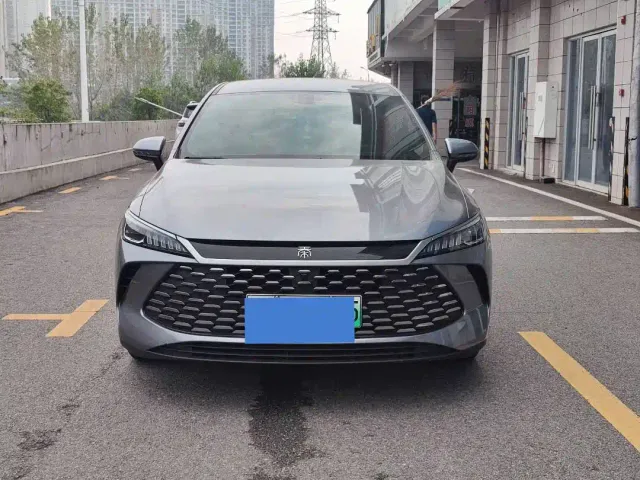 BYD Qin PLUS — Фото автомобиля 2