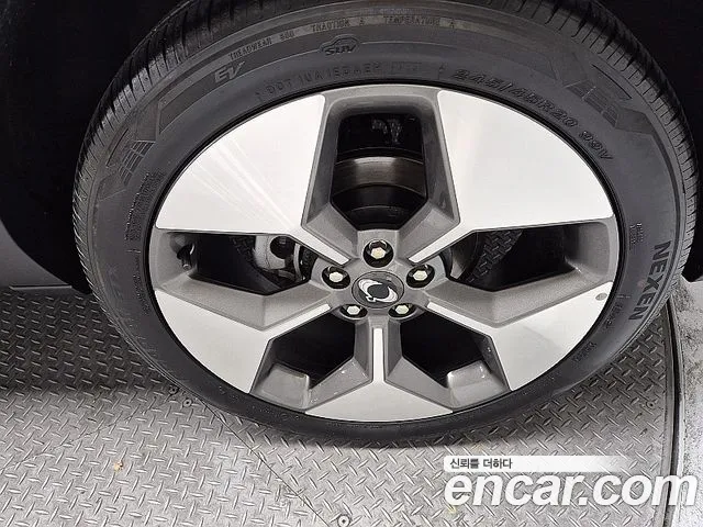 KGM Torres — Фото автомобиля 19