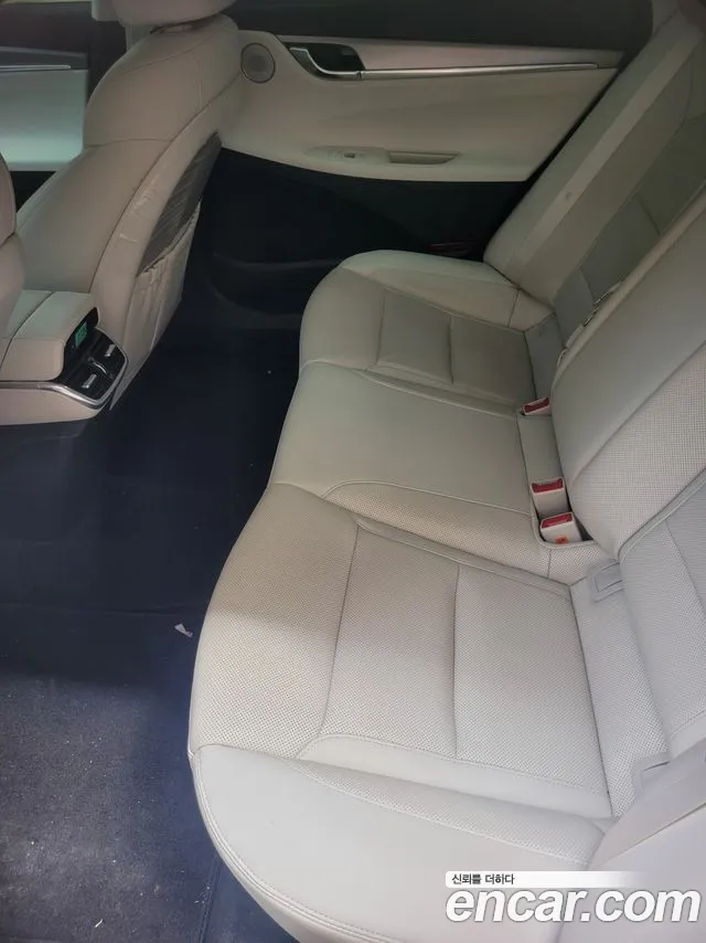 Hyundai Grandeur Grandeur (New) — Фото автомобиля 12
