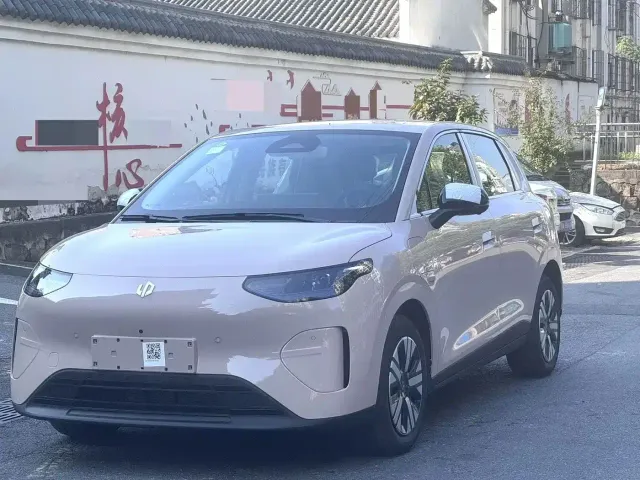 Фотография автомобиля — Leapmotor A05