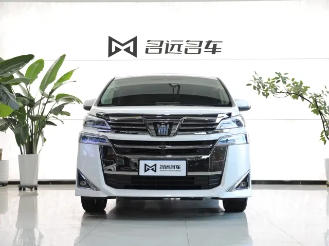 Toyota Vellfire — Фото автомобиля 2