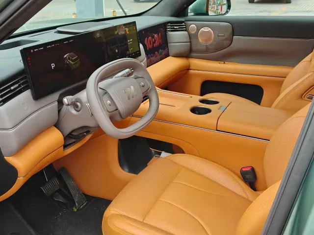 IM Motors LS8 — Фото автомобиля 9