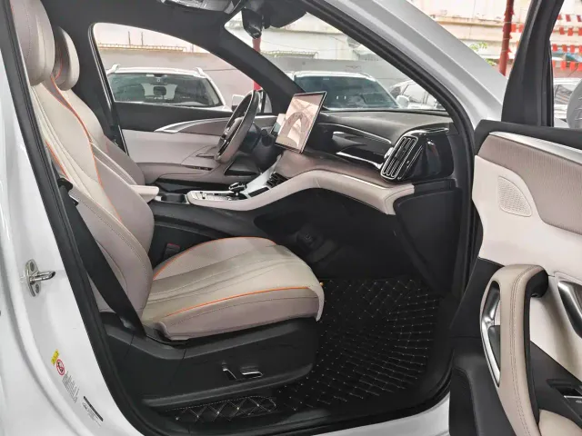 BYD Song Pro — Фото автомобиля 7