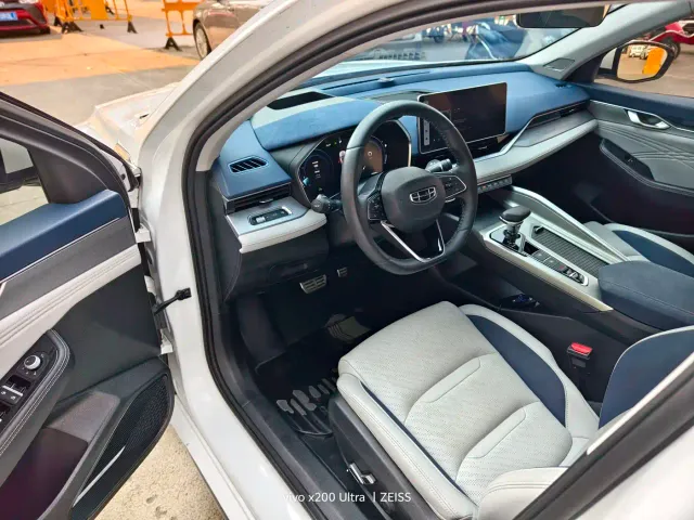 Geely Xingrui — Фото автомобиля 4