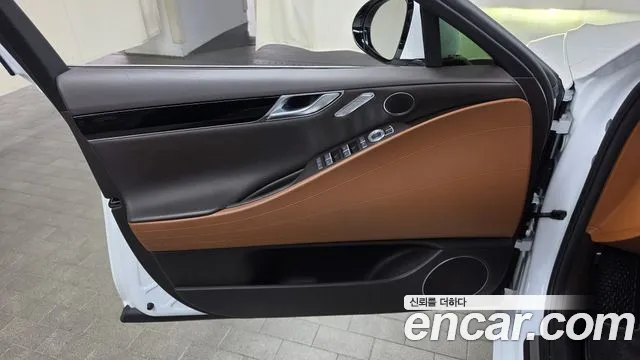Genesis G80 RG3 — Фото автомобиля 13