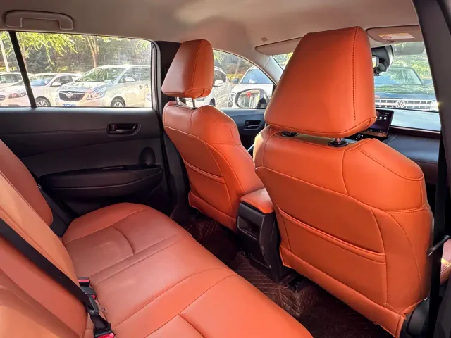 Toyota Corolla Cross — Фото автомобиля 15