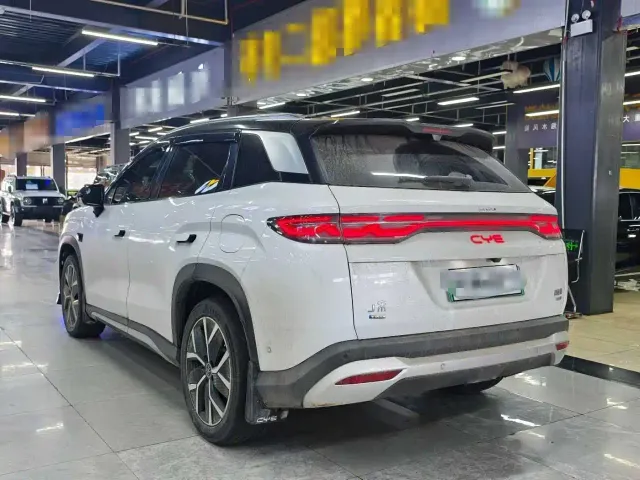 BYD Song L DM-i — Фото автомобиля 4