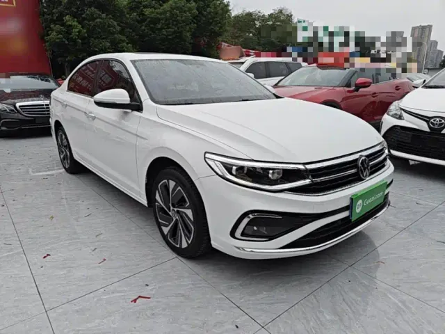 Volkswagen Bora — Фото автомобиля 3