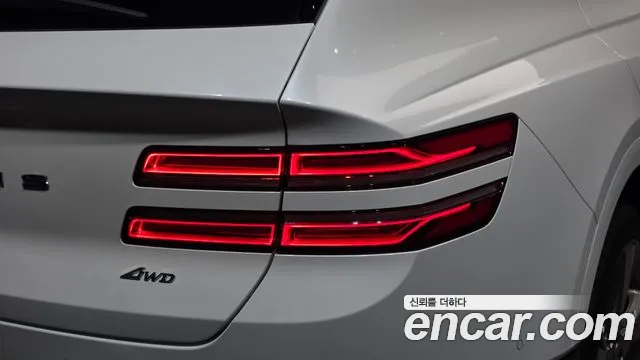 Genesis GV80 — Фото автомобиля 8
