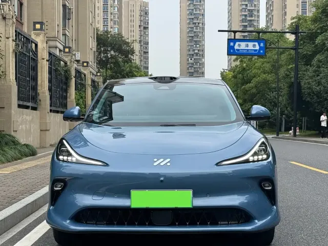 IM Motors LS6 — Фото автомобиля 3