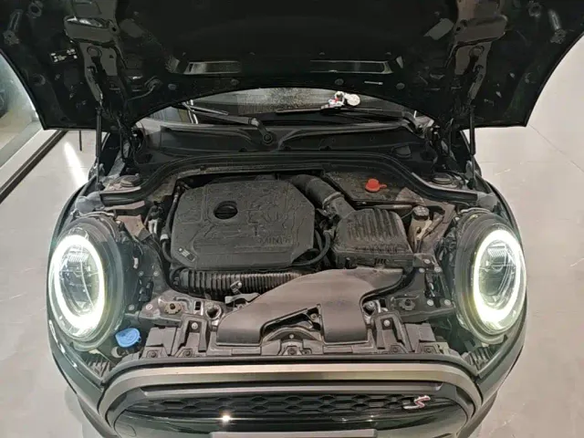 MINI Hatch — Фото автомобиля 19