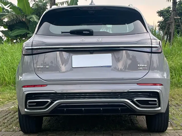 Hongqi HS5 — Фото автомобиля 5
