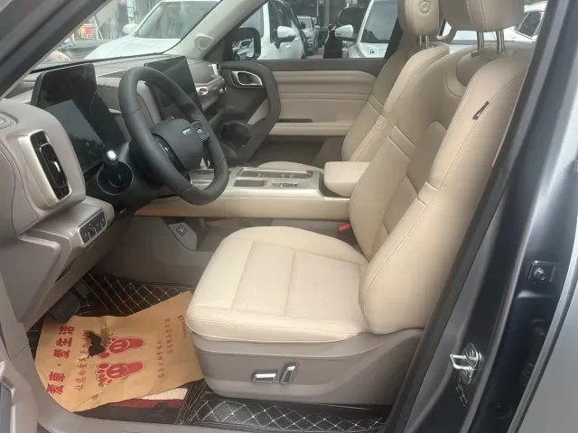 Haval Big Dog — Фото автомобиля 10