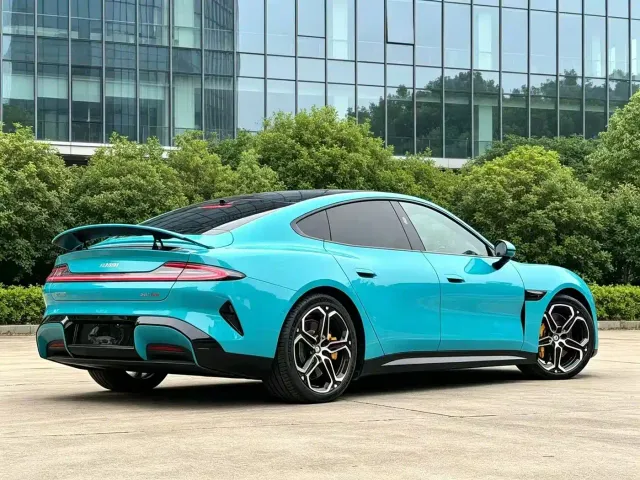 Xiaomi SU7 — Фото автомобиля 4
