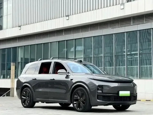 Li Auto L9 — Фото автомобиля 3