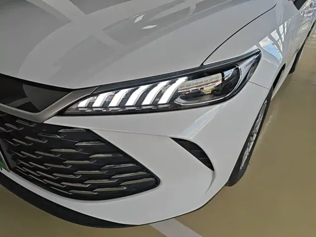 BYD Qin PLUS — Фото автомобиля 23