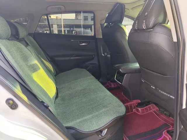 Toyota Harrier — Фото автомобиля 9