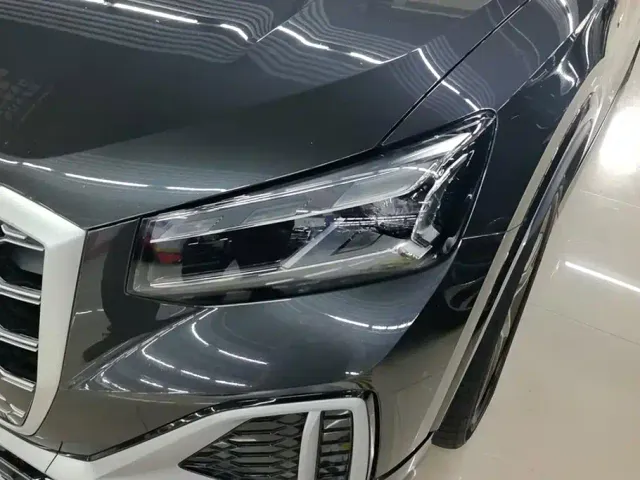 Audi Q2L — Фото автомобиля 5