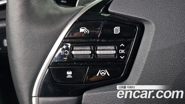 Kia Niro — Фото автомобиля 22