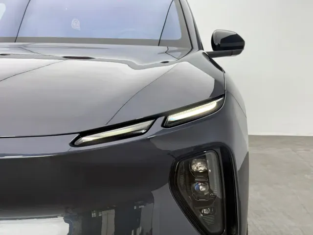Nio EC6 — Фото автомобиля 12