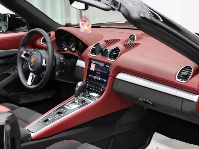 Porsche 718 — Фото автомобиля 20