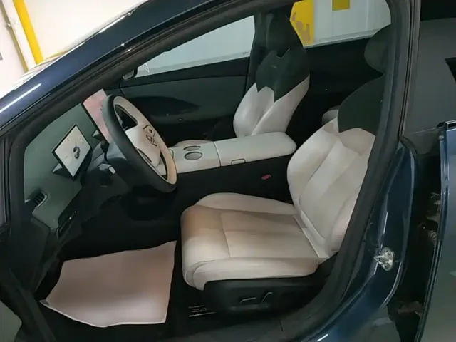 Nissan N7 — Фото автомобиля 14