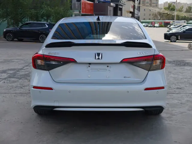 Honda Civic — Фото автомобиля 8