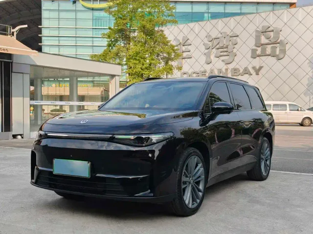 Фотография автомобиля — Leapmotor C16