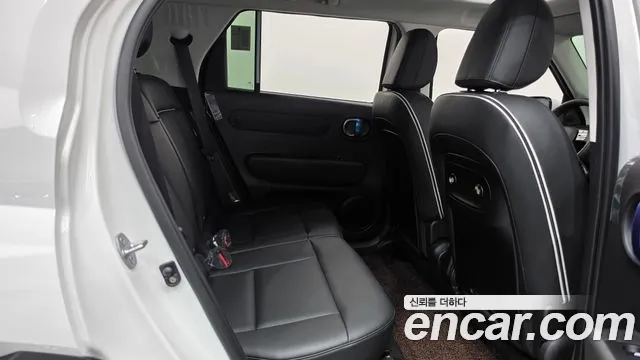 Hyundai Casper Electric — Фото автомобиля 17