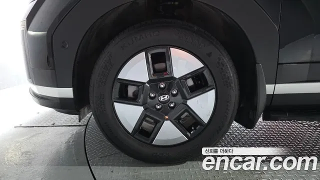 Hyundai Santafe — Фото автомобиля 3