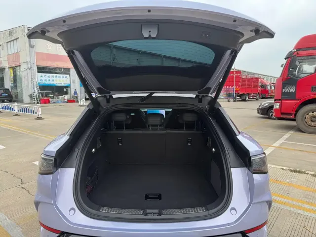 BYD Sealion 07 EV — Фото автомобиля 13