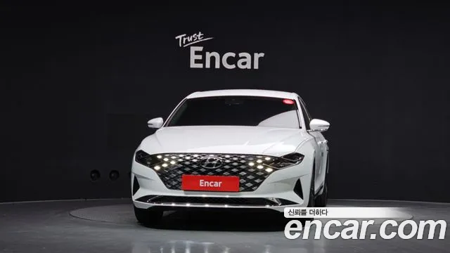 Hyundai Grandeur Grandeur (New) — Фото автомобиля 3