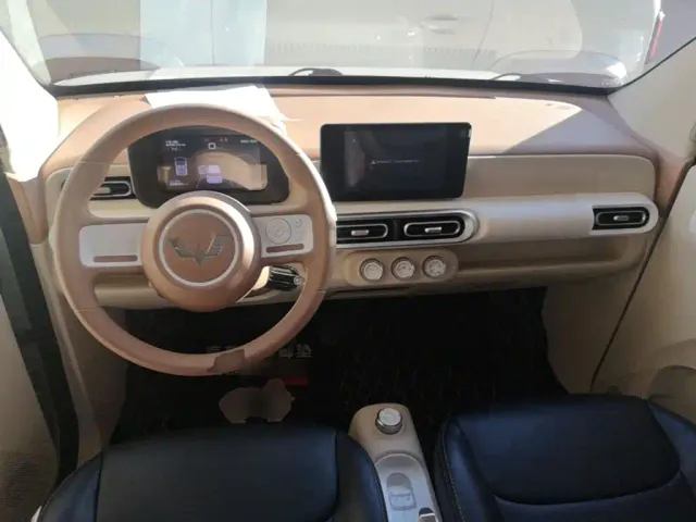 Wuling Hongguang Mini EV — Фото автомобиля 9