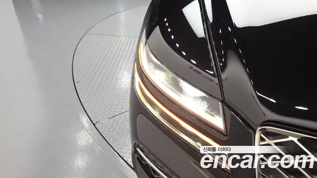 Genesis G80 Бензин 3.5 турбо AWD — Фото автомобиля 16