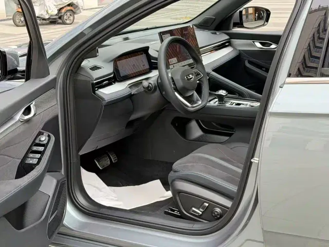 Geely Xingrui — Фото автомобиля 15