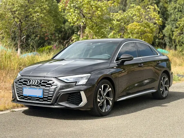 Фотография автомобиля — Audi A3