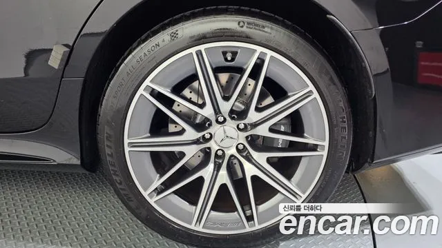Mercedes-Benz AMG GT 4 двери 43 4MATIC+ — Фото автомобиля 18